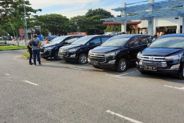 Galeri Rental Mobil Ambon Bright Up (4)